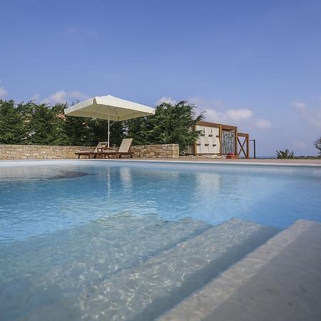 Ameadros Resort Mantzavináta Eksteriør bilde